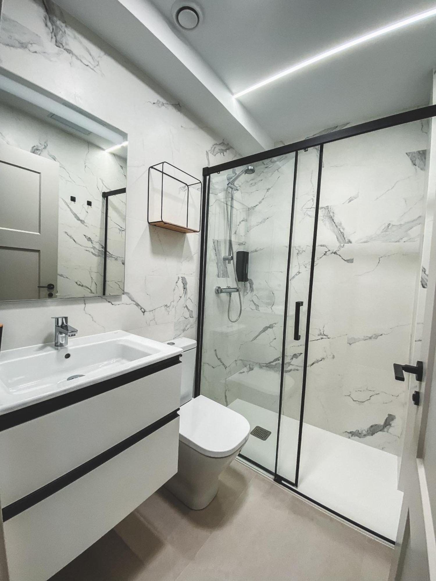 Casa San Juan - Habitaciones Privadas Logroño Kültér fotó