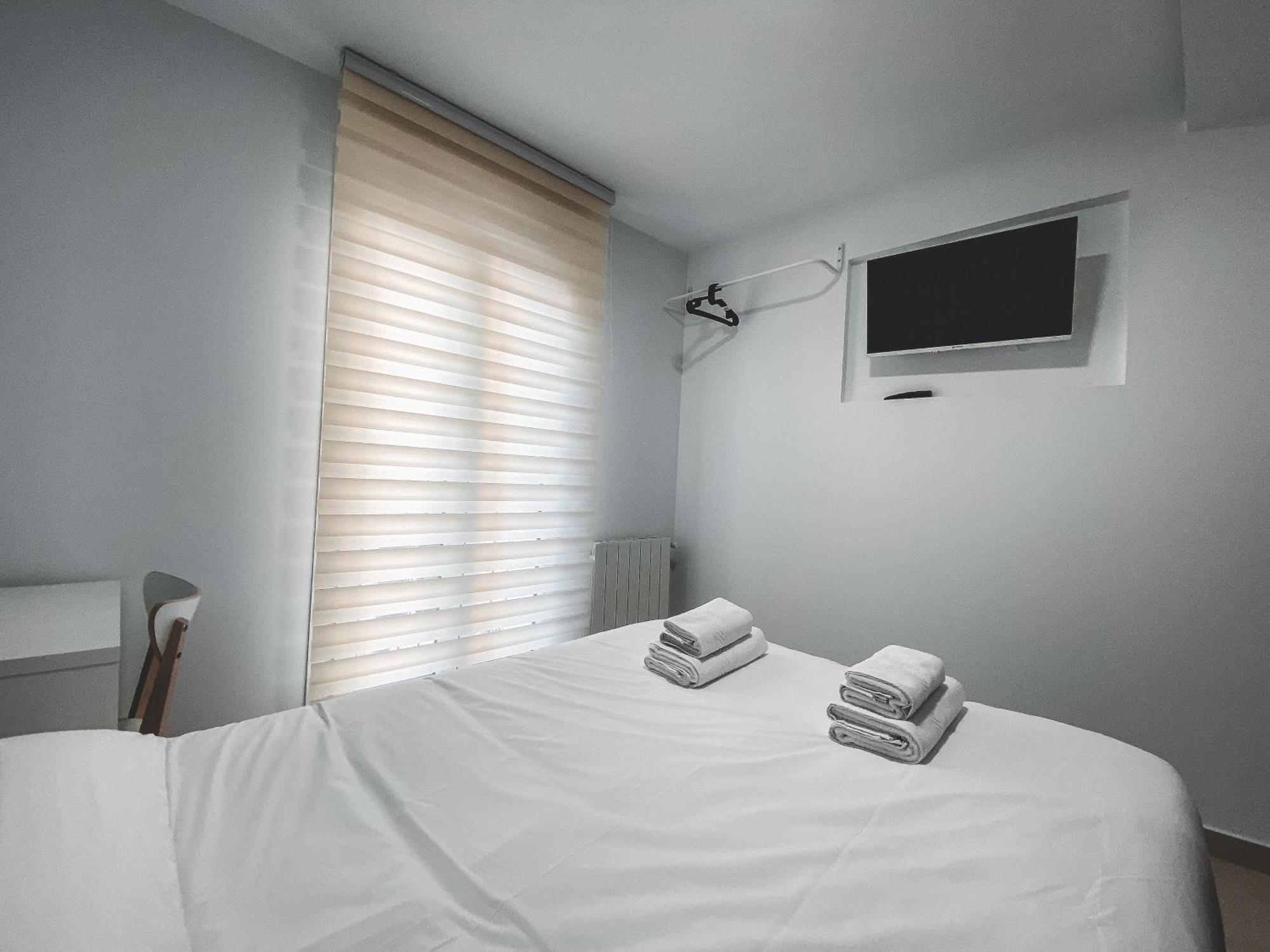 Casa San Juan - Habitaciones Privadas Logroño Kültér fotó